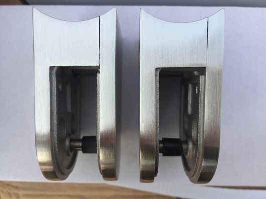 Abrazadera de vidrio de 45*63mm para barandilla de acero inoxidable y vidrio para vidrio de 12.76mm